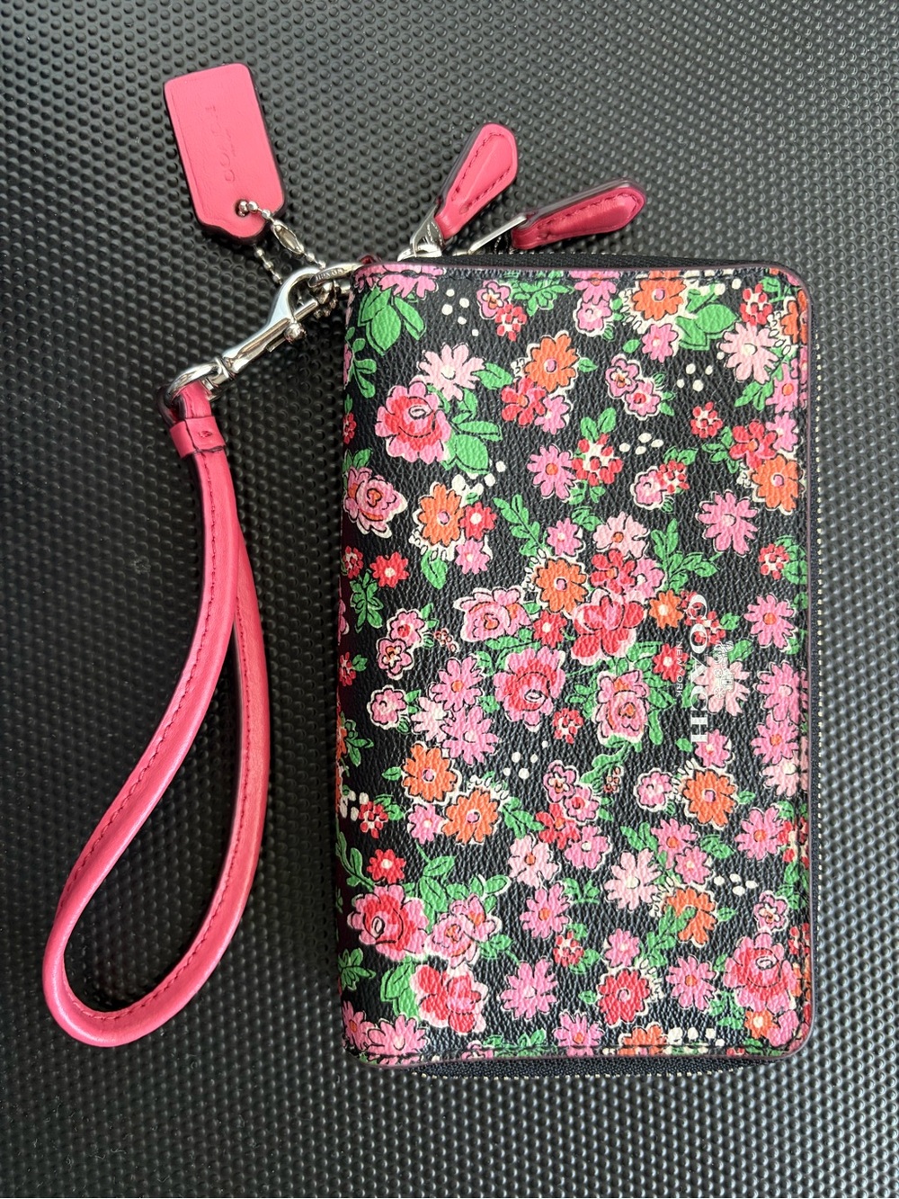 Compact Pink Zip Card Holder Wristlet
